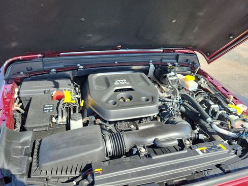 Used 2021 Jeep Wrangler Unlimited Sport image 27