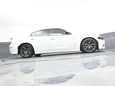 Used 2019 Dodge Charger Scat Pack w/ Plus Group RWD image 33