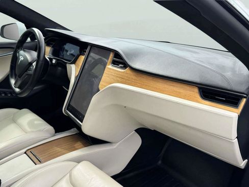 Used 2021 Tesla Model S Performance AWD/4WD image 43