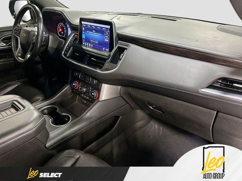 Used 2021 Chevrolet Tahoe Z71 w/ Z71 Off-Road Package image 31