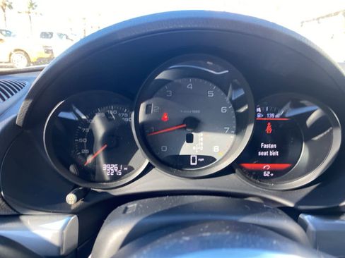 Used 2017 Porsche 718 Boxster S image 12