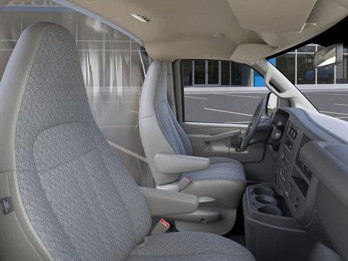 New 2025 Chevrolet Express 3500 w/ Power Convenience Package image 27