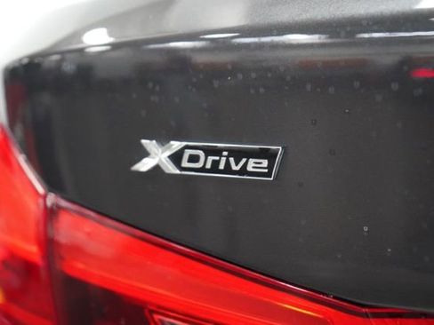 Used 2019 BMW 540i xDrive w/ Convenience Package AWD/4WD image 10