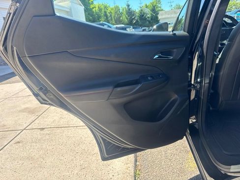 Used 2023 Chevrolet Bolt EUV Premier w/ Sun & Sound Package FWD image 42