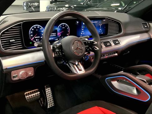 Used 2025 Mercedes-Benz GLE 53 AMG 4MATIC Coupe image 16