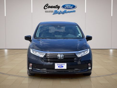 Used 2023 Honda Odyssey Touring image 11
