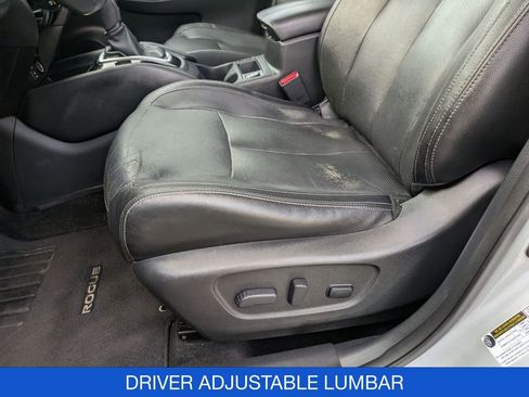 Used 2017 Nissan Rogue SL w/ SL Premium Package image 17