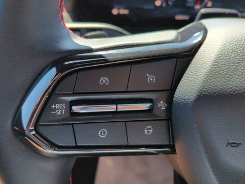 Used 2025 Chevrolet Traverse RS w/ LPO, Floor Liner Package FWD image 20