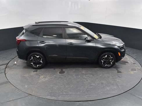 Used 2025 Kia Seltos S FWD image 42