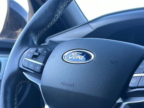 Used 2020 Ford Explorer ST w/ Premium Technology Package image 31