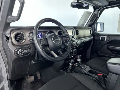 Used 2020 Jeep Gladiator Sport w/ Quick Order Package 24S image 10