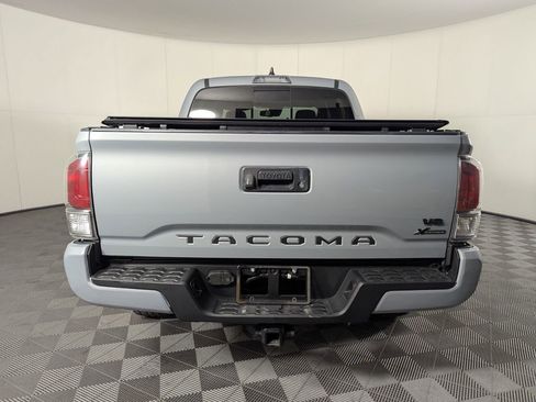 Used 2021 Toyota Tacoma TRD Sport image 6