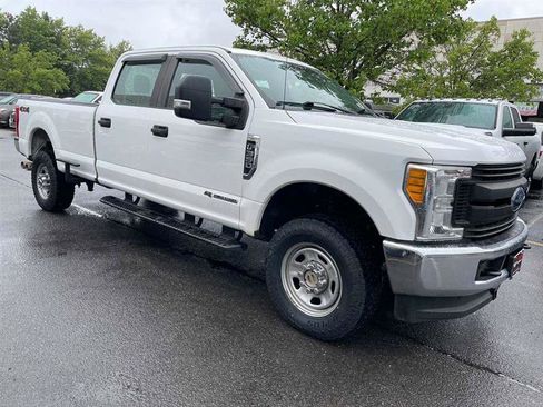 Used 2017 Ford F350 XL w/ Power Equipment Group AWD/4WD image 10