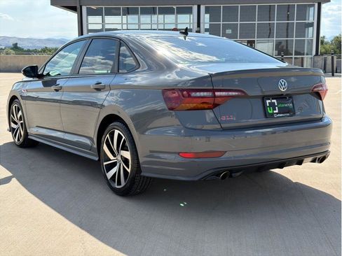 Used 2019 Volkswagen Jetta GLI Autobahn FWD image 6