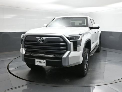 Used 2023 Toyota Tundra Limited AWD/4WD image 22