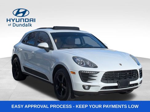 Used 2018 Porsche Macan image 1