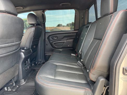 Used 2020 Nissan Titan PRO-4X w/ Pro-4x Convenience Package AWD/4WD image 26