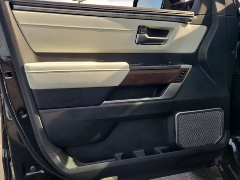 Used 2023 Toyota Tundra Capstone image 16