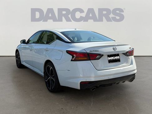 Used 2024 Nissan Altima 2.5 SR FWD image 5