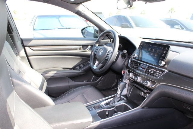 Used 2019 Honda Accord Sport image 5