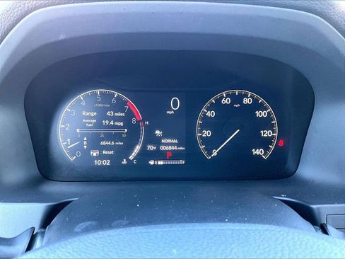 Used 2025 Honda Ridgeline TrailSport image 16