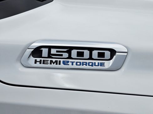 Used 2024 RAM 1500 Laramie RWD image 7