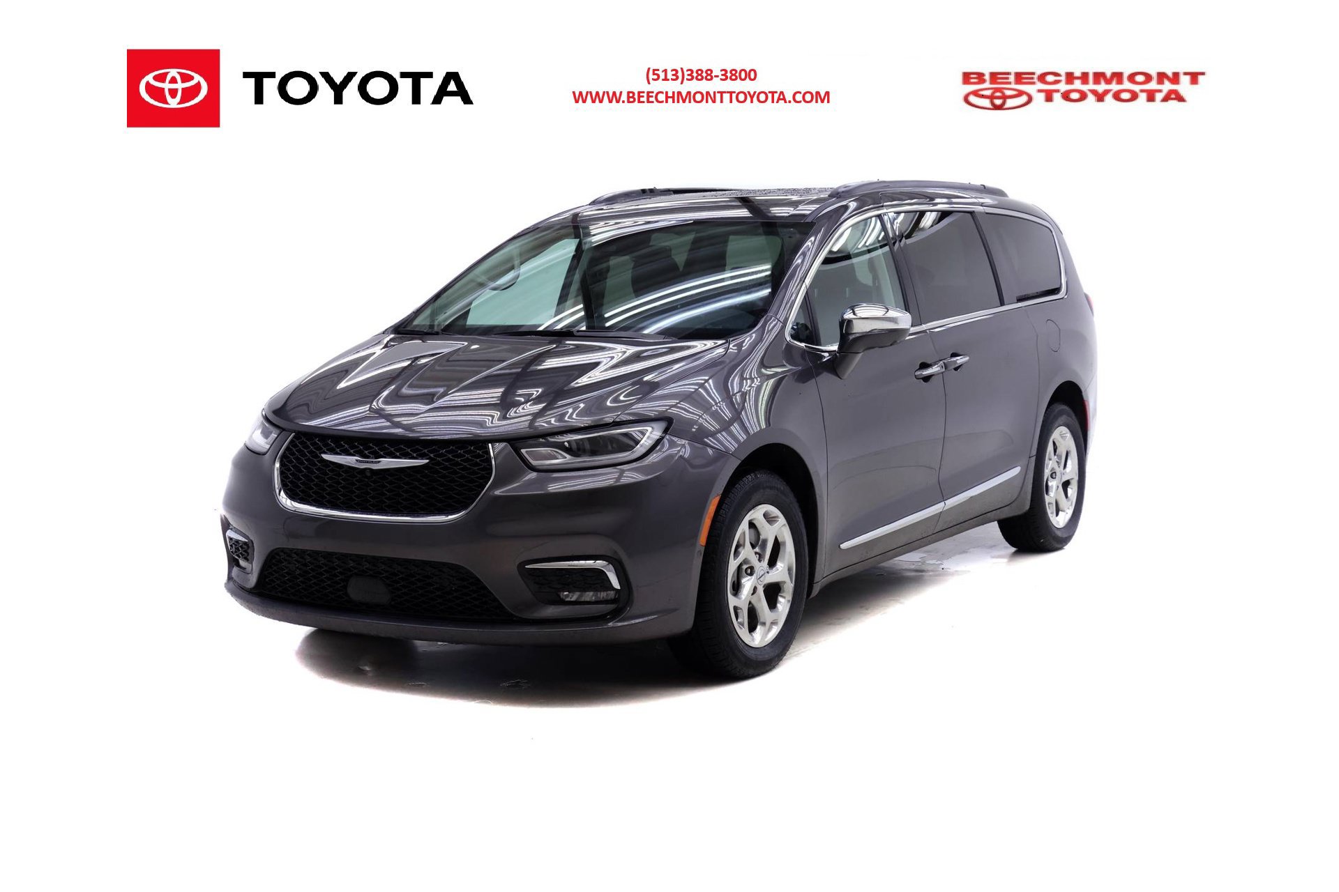 Used 2022 Chrysler Pacifica Limited w/ Uconnect Theater Family Group AWD/4WD image 1