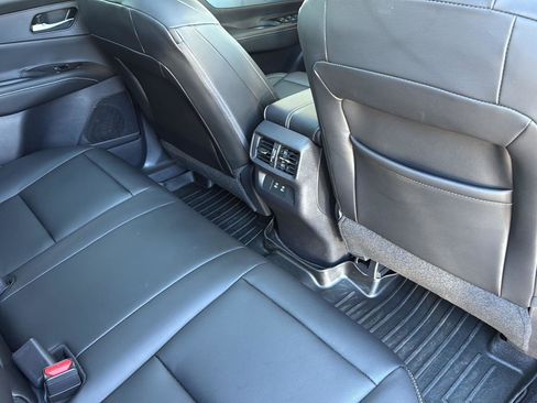 Used 2025 Nissan Murano SL AWD/4WD image 39