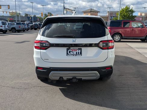 Used 2023 Honda Pilot EX-L image 7