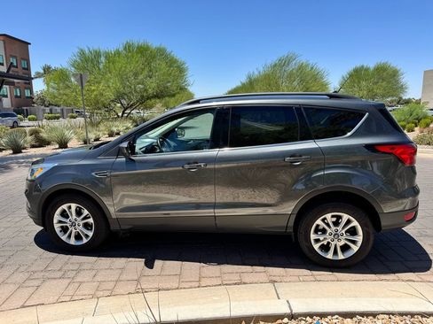 Used 2019 Ford Escape SEL AWD/4WD image 5