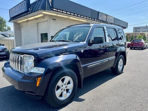 Used 2011 Jeep Liberty Sport w/ Popular Equipment Group image 3