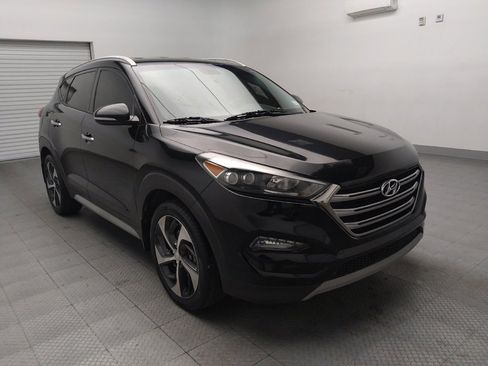 Used 2018 Hyundai Tucson Limited image 13