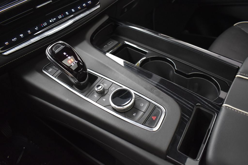 Used 2021 Cadillac Escalade Sport w/ Driver Assist Tech Package AWD/4WD image 19