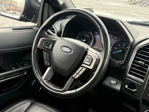 Used 2021 Ford Expedition Max Limited image 11