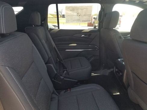 New 2026 Chevrolet Traverse LT w/ Sun and Wheel Package image 12