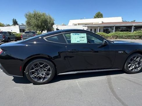 New 2026 Ford Mustang GT Premium w/ GT Performance Package RWD image 3