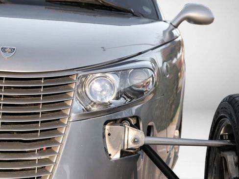 Used 2001 Chrysler Prowler image 34