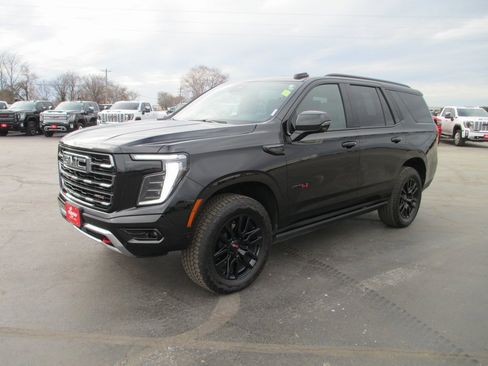 Certified 2025 GMC Yukon AT4 w/ AT4 Premium Plus Package image 10