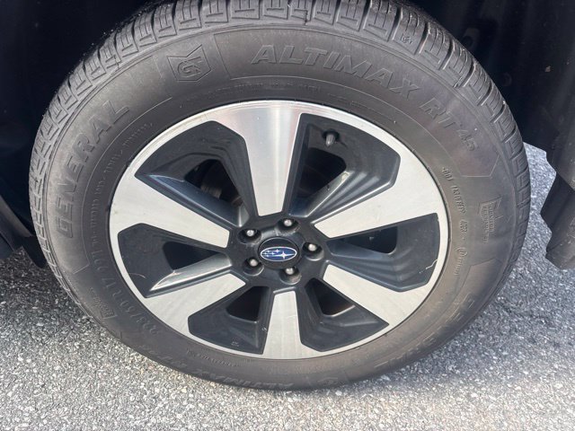 Used 2018 Subaru Forester 2.5i Premium w/ All-Weather Package AWD/4WD image 15