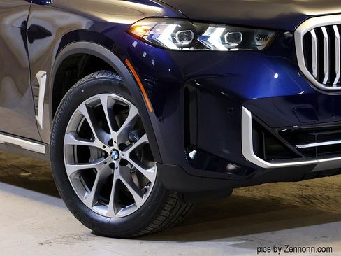 Used 2026 BMW X5 xDrive40i w/ Climate Comfort Package image 3