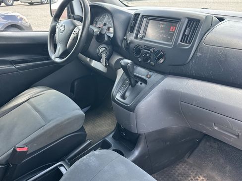 Used 2021 Nissan NV200 S w/ Back Door Glass Package FWD image 16