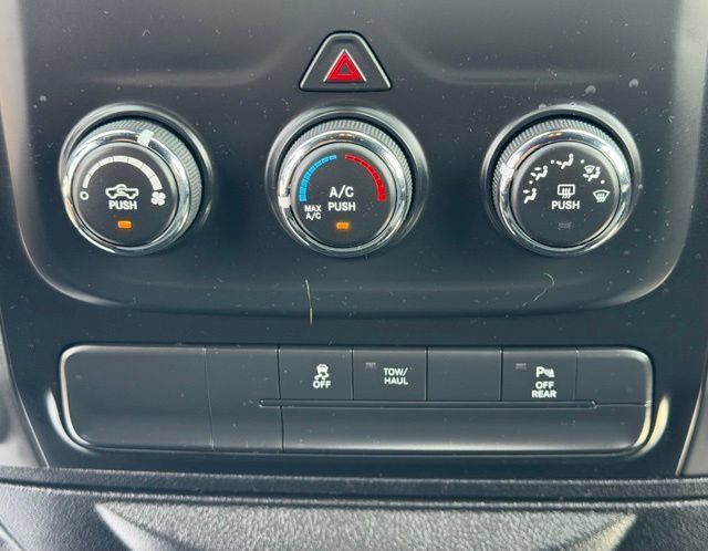Used 2022 RAM 1500 Warlock AWD/4WD image 27
