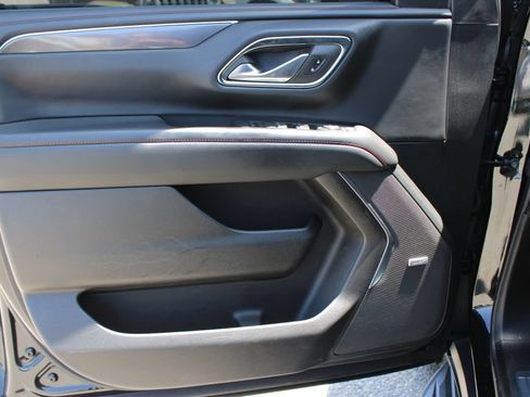 Used 2024 Chevrolet Suburban RST RWD image 34
