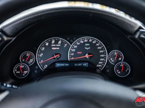 Used 2009 Chevrolet Corvette Z06 w/ Preferred Equipment Group image 10