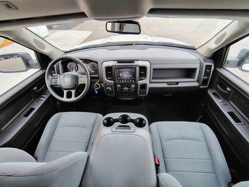 Used 2019 RAM 1500 Express w/ Express Value Package AWD/4WD image 2