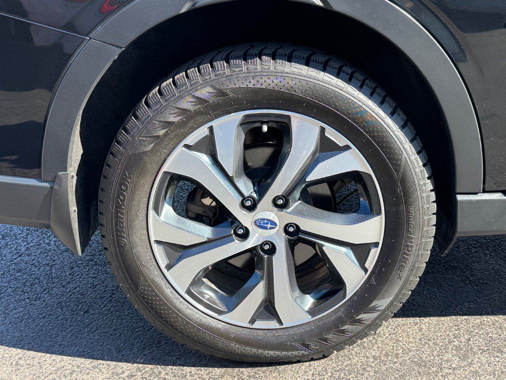 Used 2021 Subaru Outback Touring AWD/4WD image 11