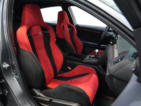 Used 2019 Honda Civic Type R image 32