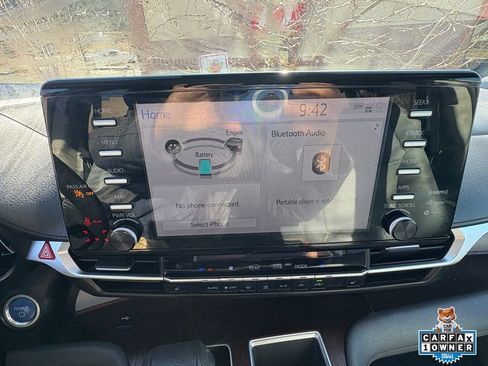 Used 2021 Toyota Sienna XLE image 18