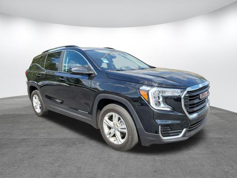 Used 2022 GMC Terrain SLE w/ Driver Convenience Package FWD image 20