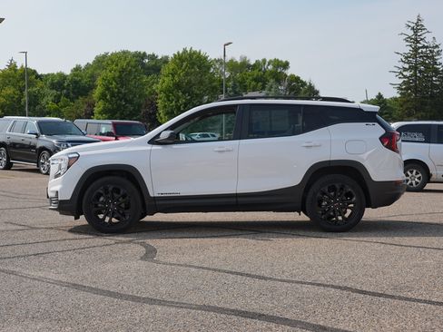 Used 2022 GMC Terrain SLE w/ Driver Convenience Package AWD/4WD image 7